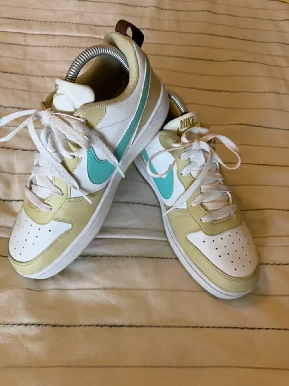 Nike Court Borough Low Recraft Sneakers White Tan Teal- size 7Y (8.5 Women’s )